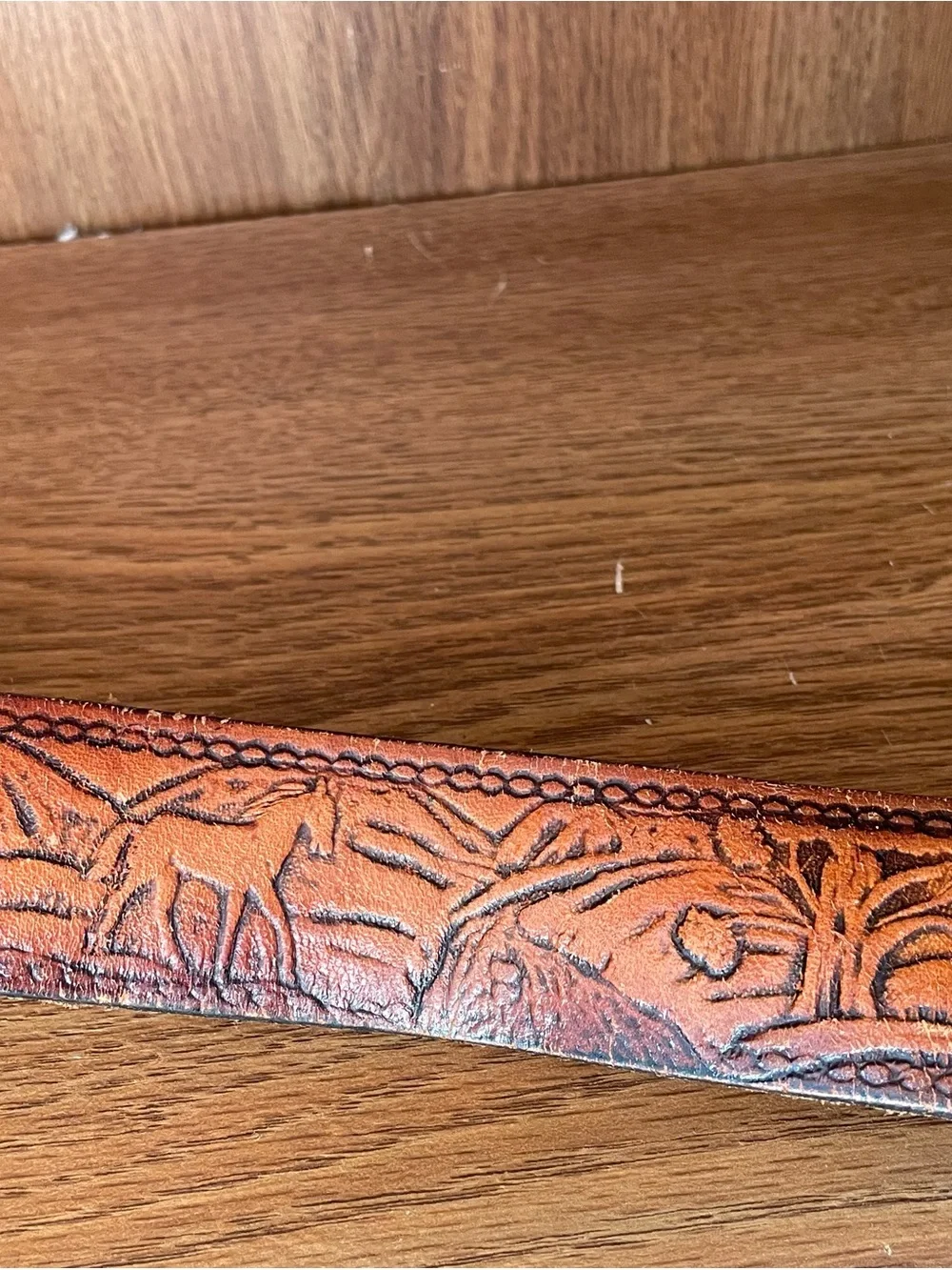 Leather vintage belt Tan Embossed 